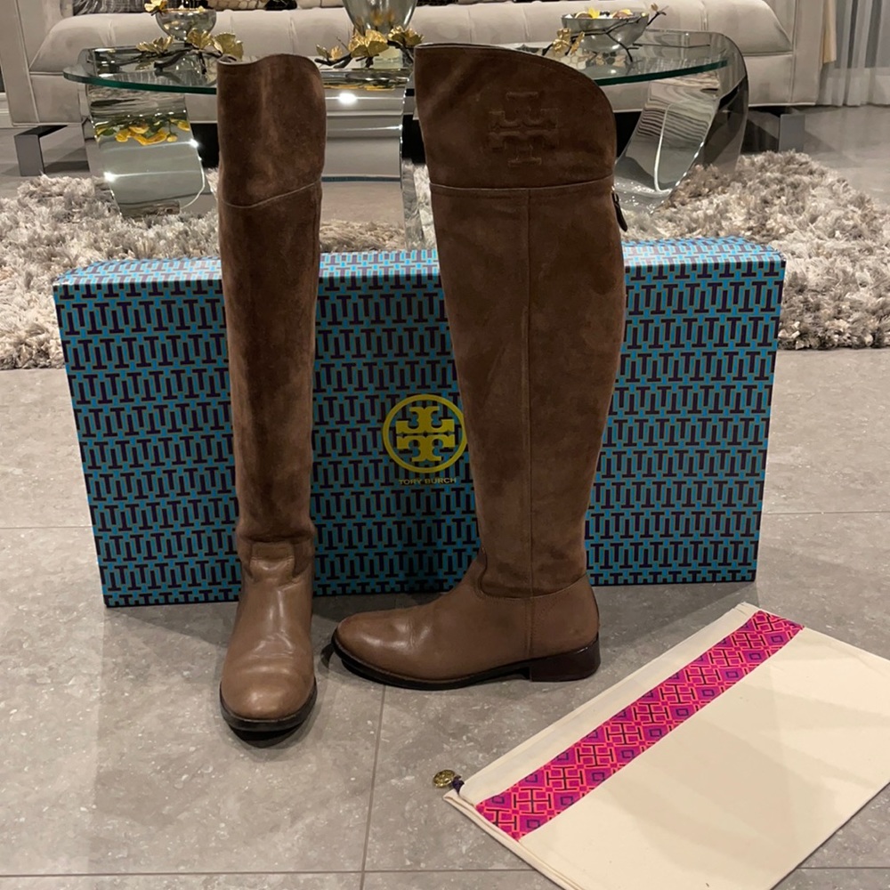 Brown suede Tory Burch boots
